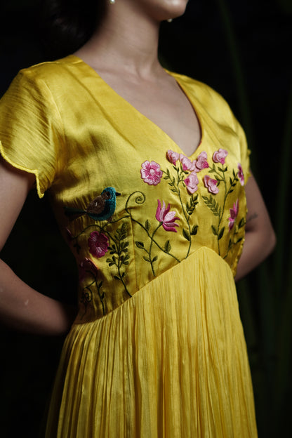 Humming in the dawn dress